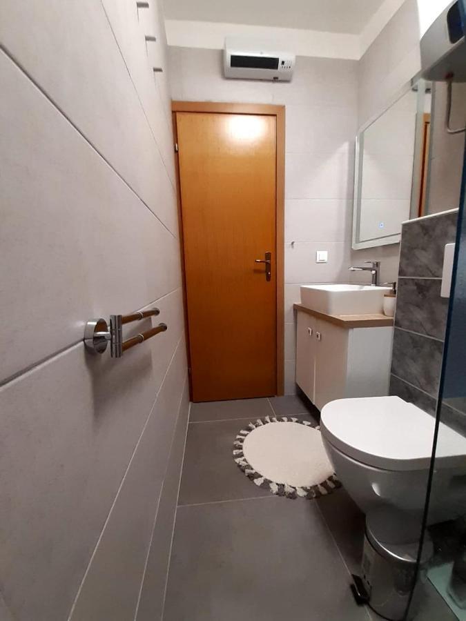 Solis Adriaticum Apartments Jasenice  Ngoại thất bức ảnh