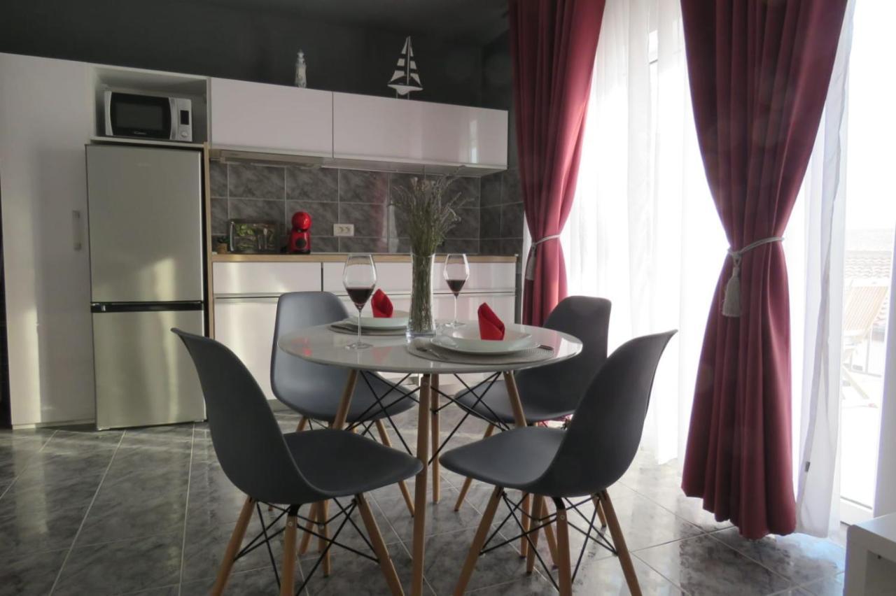 Solis Adriaticum Apartments Jasenice  Ngoại thất bức ảnh